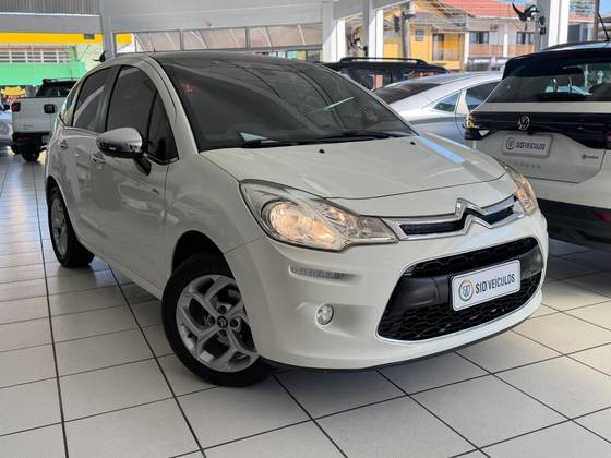 CITROËN C3 1.6 EXCLUSIVE 16V FLEX 4P AUTOMÁTICO CITROËN C3 1.6 EXCLUSIVE 16V FLEX 4P AUTOMÁTICO